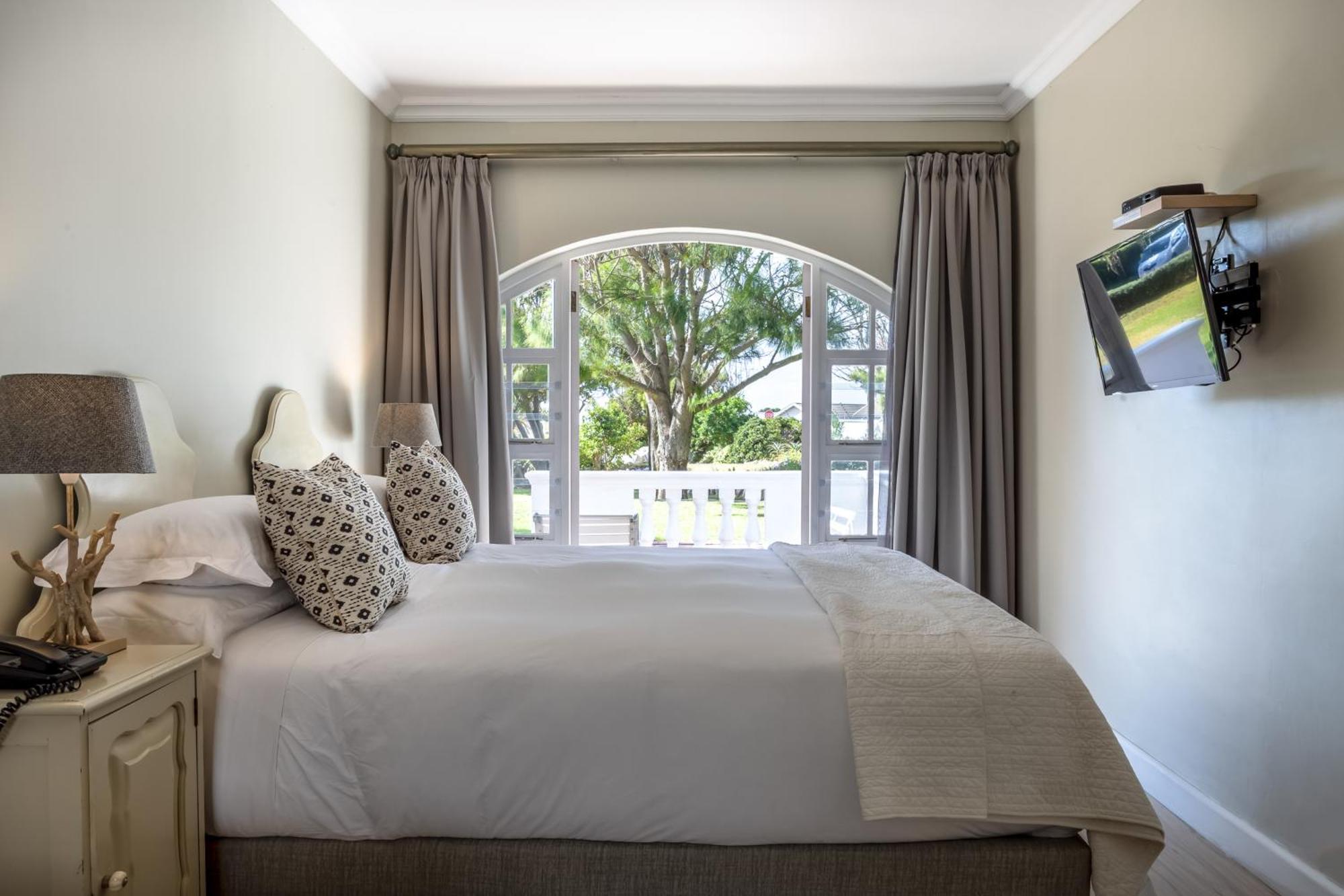 Whale Rock Luxury Lodge Hermanus Bilik gambar