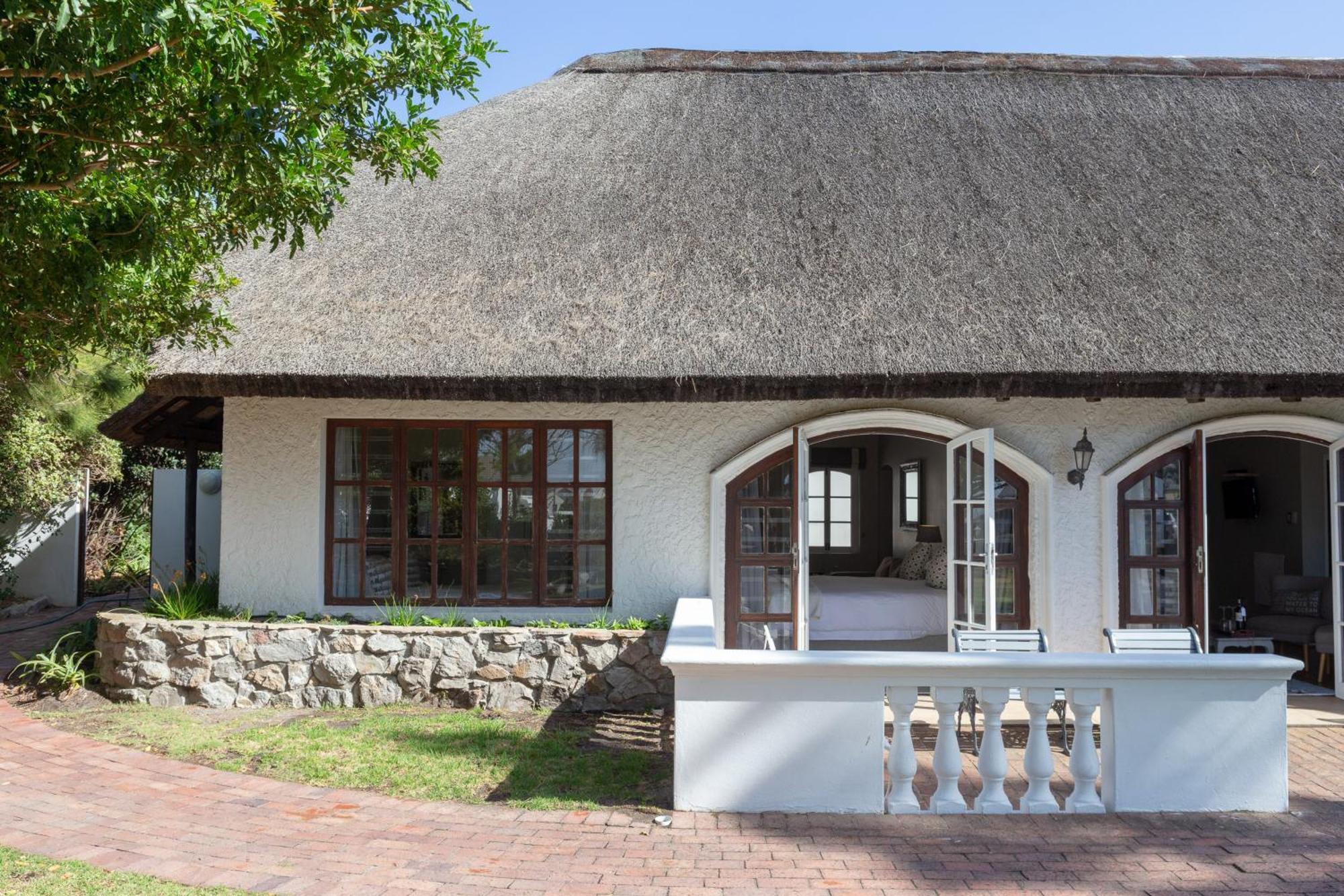 Whale Rock Luxury Lodge Hermanus Bilik gambar